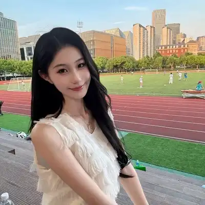 马玲